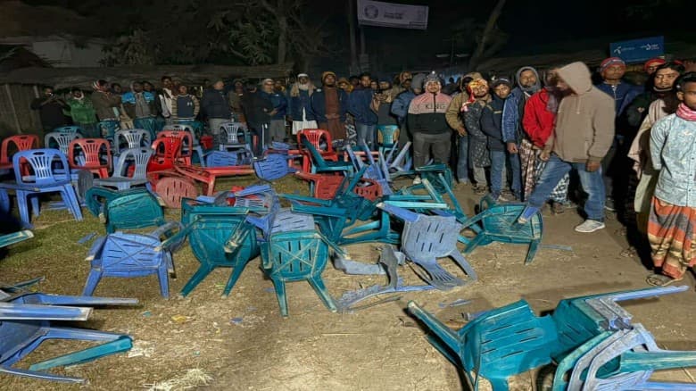 শিবগঞ্জে দাড়িপাল্লার নির্বাচনী অফিস ও পথসভায় বিএনপি নেতাকর্মীদের হামলা