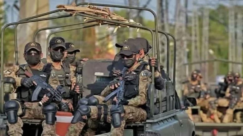 ‘ভারতীয় প্রক্সি বাহিনীর’ সঙ্গে পাকিস্তানি বাহিনীর সংঘর্ষে নিহত ৩
