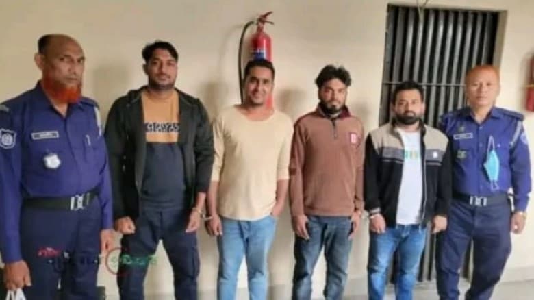 বাঞ্ছারামপুরে থানা পুলিশের অভিযানে বিস্ফোরক মামলার ৪ আসামি গ্রেফতার।