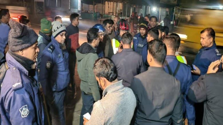 আওয়ামী লীগের নেতাকর্মীদের হামলায় গোবিন্দগঞ্জে আহত ৩ পুলিশ