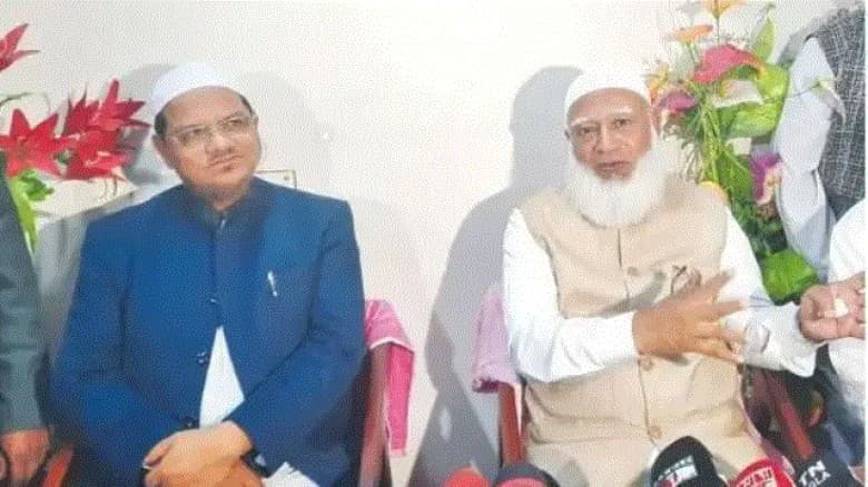 জামায়াতের পাশে চরমোনাই পীর \"ঘটনার পুঙ্খানুপুঙ্খ তদন্ত হতে হবে\"