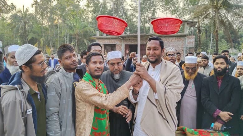 রাজাপুরে গণঅধিকার পরিষদের অর্ধশতাধিক নেতাকর্মীর জামায়াতে ইসলামীতে যোগদান