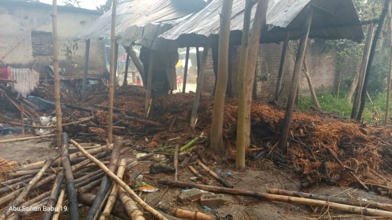 বালিয়াডাঙ্গীতে অগ্নিকাণ্ডে সনাতন ধর্মাবলম্বীর বসতঘরে ক্ষয়ক্ষতি