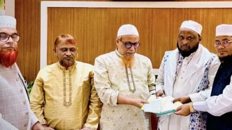 জামায়াতে যোগ দিলেন কওমি  মাদরাসার শীর্ষ আলেম