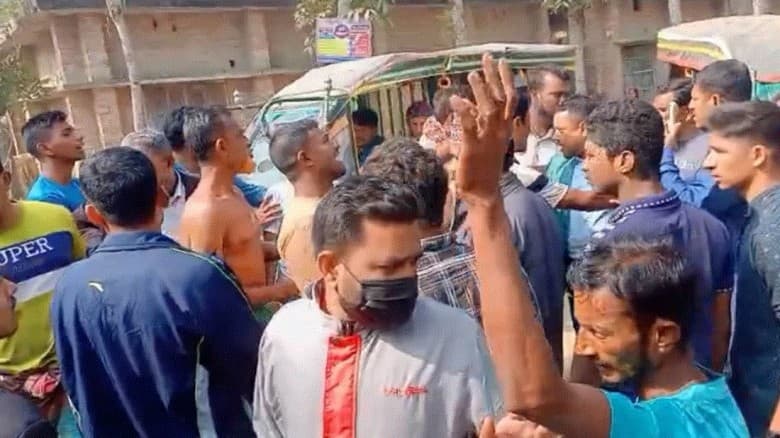 যশোর ঝিকরগাছায়  বিএনপি-জামায়াত  সংঘর্ষ আহত অন্তত ১০