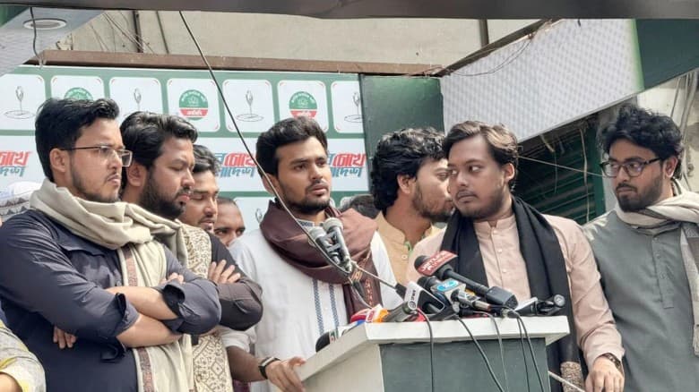 বিদেশি নাগরিকদের প্রার্থী করেছে একটি দল: আসিফ মাহমুদ