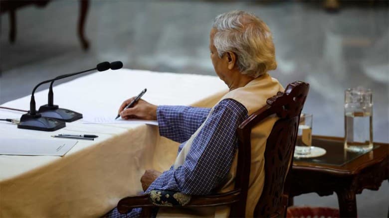 অন্তর্বর্তী সরকারের মেয়াদকালে ১১৬টি অধ্যাদেশ জারি এবং ১৪টি দ্বিপাক্ষিক চুক্তি সম্পন্ন হয়েছে