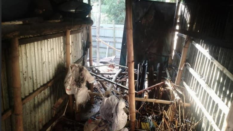 কুষ্টিয়ায় জামায়াত নেতার বাড়িতে আগুন