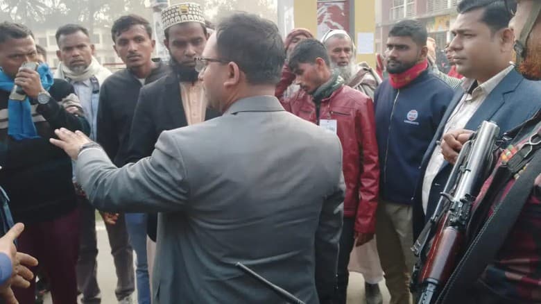 যশোরে বিএনপির হামলা জামায়াত কর্মীদের ওপর