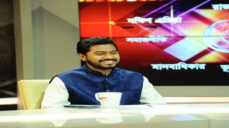 নির্বাচিত হয়ে গলাচিপা-দশমিনাবাসীকে শুভেচ্ছা জানিয়ে নুরের ফেইজবুক পোস্ট