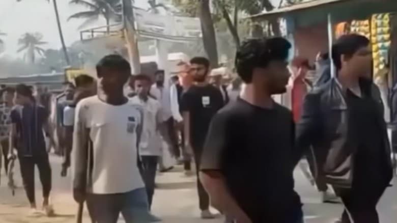 রংপুরে বিএনপির লাঠি মিছিল, আখতারকে ‘ভোটচোর’ বলে স্লোগান
