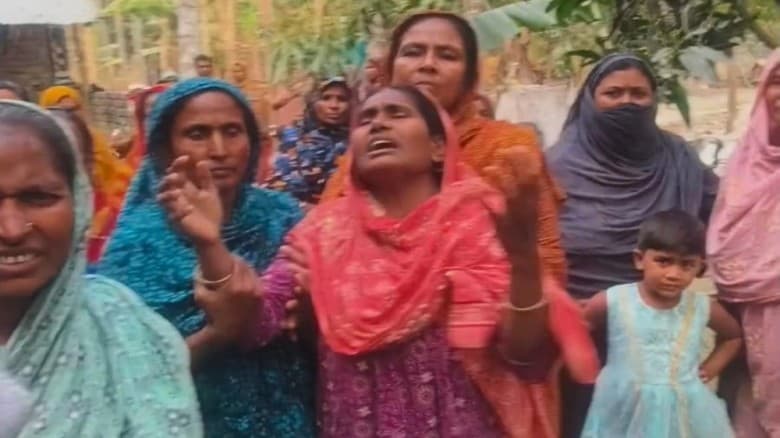 কলারোয়ায় সংঘর্ষে প্রাণ গেল যুবকের, হাসপাতালে ভাই; গ্রেফতার ৪