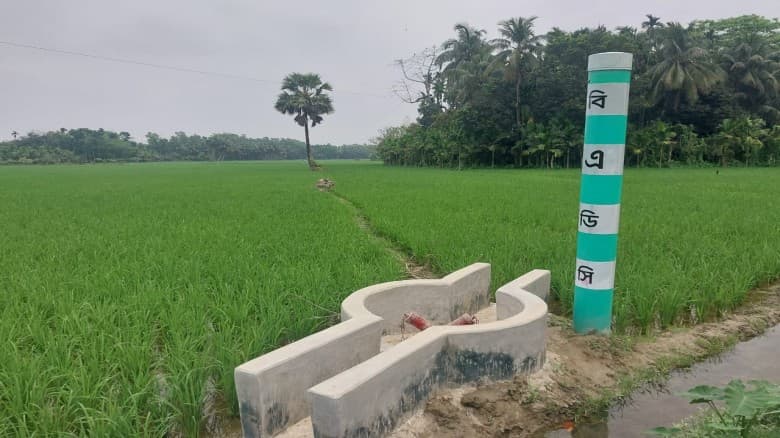 শিবনগর ইউনিয়নের চারটি গভীর নলকূপ দখলে নিল আওয়ামিলীগের নেতাকর্মী