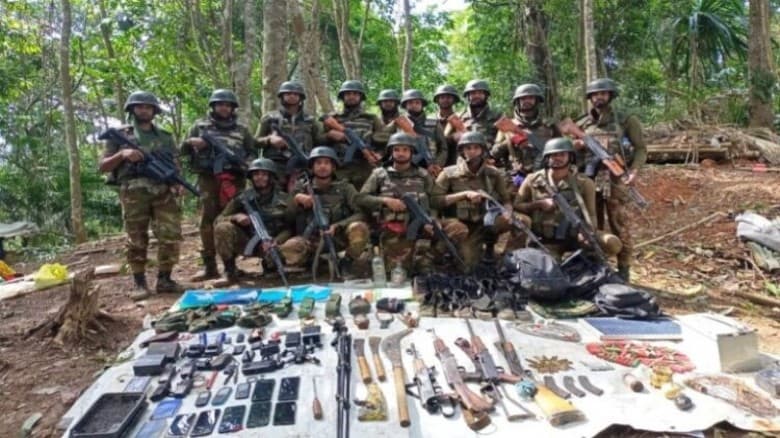 রুমায় সেনাবাহিনীর অভিযানে জেএসএস সদস্য নিহত, অস্ত্র ও গোলাবারুদ উদ্ধার