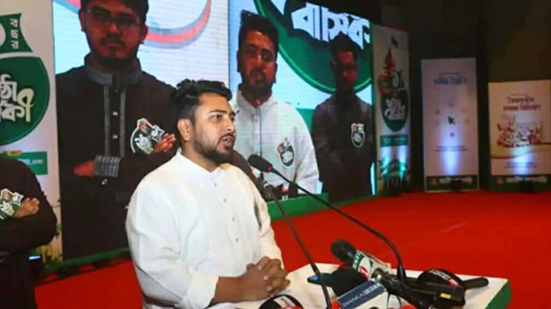 গণঅভ্যুত্থান করল ছাত্ররা, সুফল ভোগ করছে রাজনৈতিক দলগুলো: নাহিদ ইসলাম