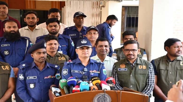 ঈশ্বরদীতে দাদি–নাতনি হত্যা মামলার রহস্য উদঘাটন, গ্রেফতার ১