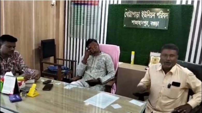 বগুড়ার ভিজিএফ কার্ড বিতরণে বিএনপির বিরুদ্ধে হামলা-ভাঙচুরের অভিযোগ