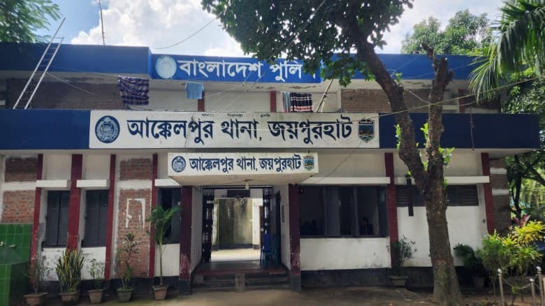 নিজ বাড়ি থেকে গৃহবধূর লাশ উদ্ধার, নিখোঁজ  দুই বছরের একটি কন্যাসন্তান