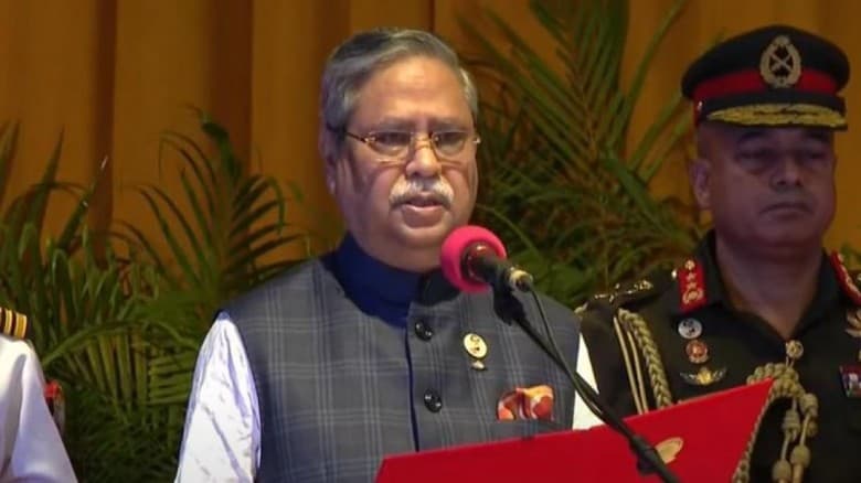সংসদে রাষ্ট্রপতিকে ভাষণদানে বিরত রাখতে প্রধানমন্ত্রীকে চিঠি