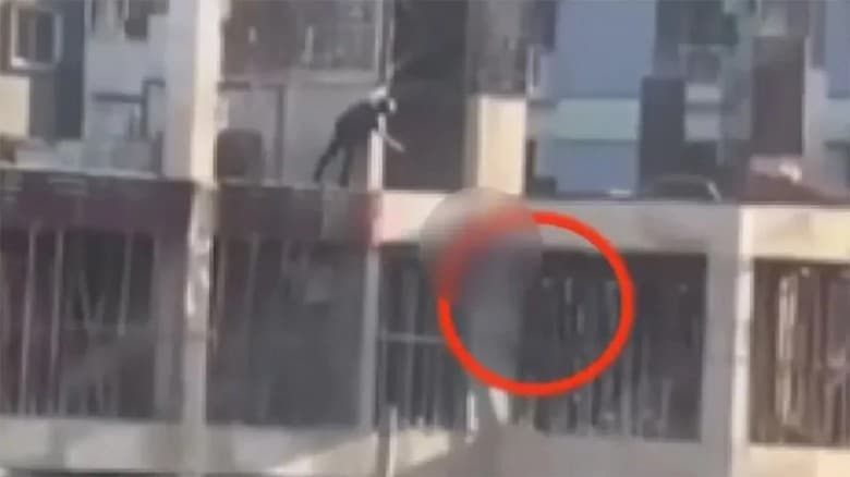রামপুরায় কার্নিশে থাকা তরুণকে গুলি, রায় ঘোষণা স্থগিতের আবেদন প্রসিকিউশনের