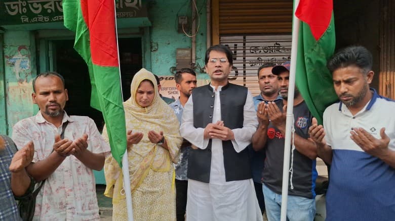 মাগুরায় আ.লীগ কার্যালয় উদ্বোধনের ৫ মিনিটের মধ্যেই অগ্নিসংযোগ-ভাঙচুর, আটক ৩