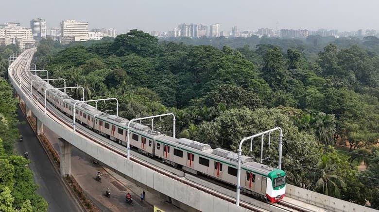 মেট্রোরেলে ‘লুপ রাইডিং’ ঠেকাতে নতুন ব্যবস্থা