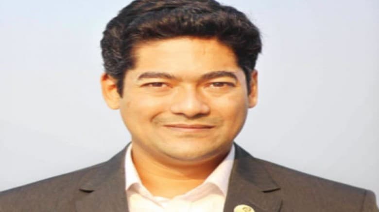 নোবিপ্রবিতে সহকারী অধ্যাপকের আর্থিক অনিয়মে ভোগান্তিতে শিক্ষার্থীরা