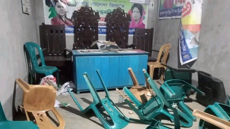 গাইবান্ধায় বিএনপির কার্যালয়  ভাঙচুরে থানায় অভিযোগ