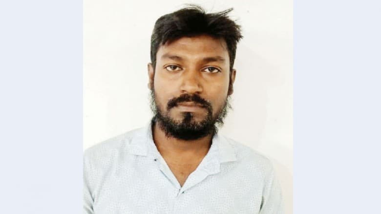 প্রতারণা করে কোটি টাকার মালিক কর্মচারী গ্রেপ্তার