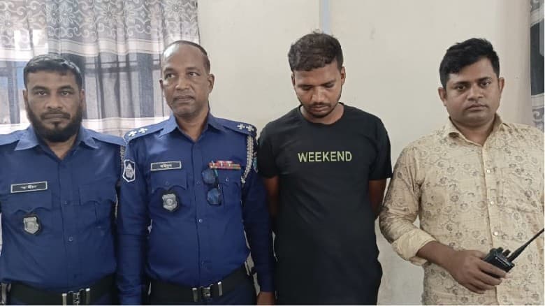 মধুখালীতে চাঁদাবাজির অভিযোগে ভুয়া ডিবি পুলিশ ইয়াবাসহ আটক