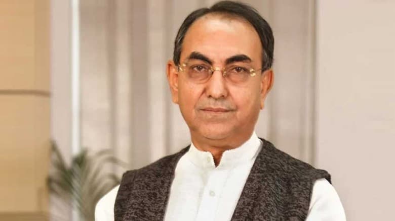 অস্ত্রোচারের সিদ্ধান্ত মির্জা আব্বাসের মস্তিষ্কে