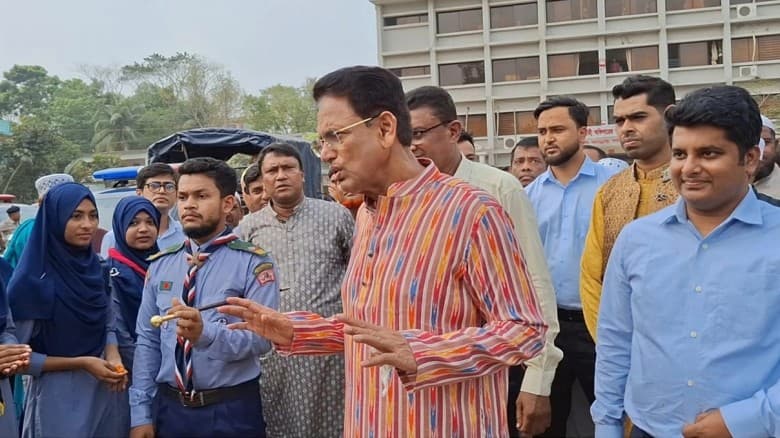 শিক্ষার্থীদের রাস্তায় দাঁড় করিয়ে শুভেচ্ছা জানানো সম্পূর্ণ নিষিদ্ধ: শিক্ষামন্ত্রী