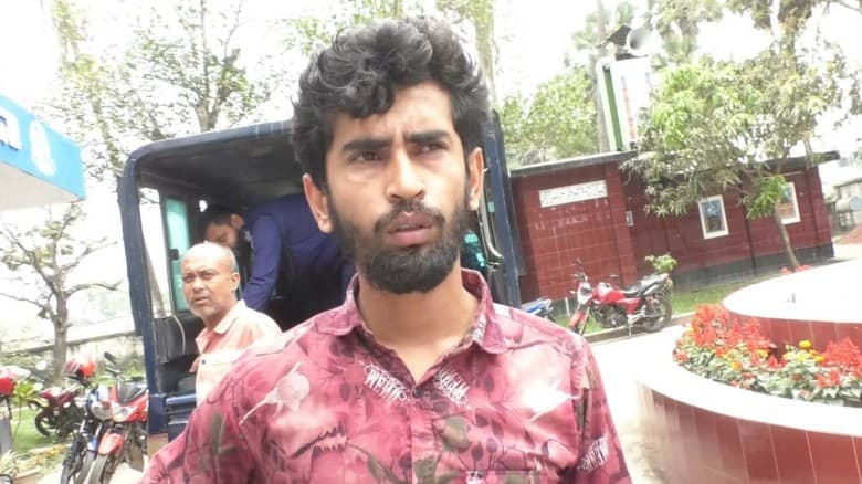 ধর্ষণ মামলার আসামির ছবি সংগ্রহকালে  সাংবাদিককে বাধা ছাত্রদল সভাপতির- থানায় অভিযোগ