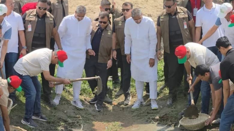 বাবার দেখানো পথে খাল খননে তারেক রহমান