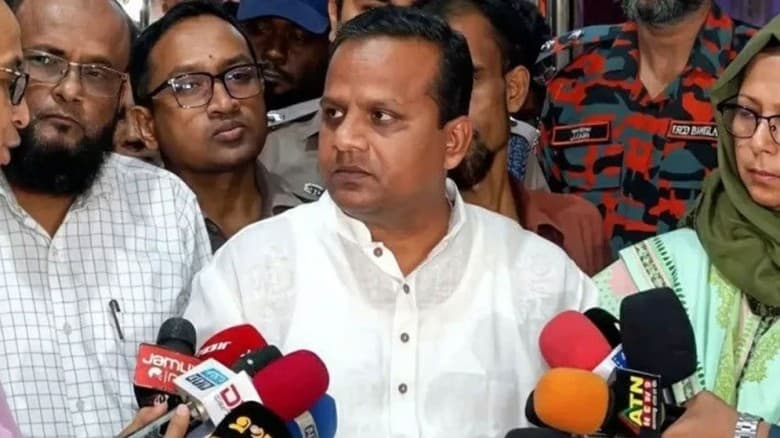 সদরঘাটে লঞ্চ দুর্ঘটনা তদন্তে কমিটি, দুই নৌযানের রুট পারমিট বাতিল