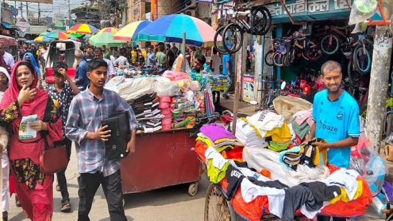 রাজধানীর ফুটপাতের অবৈধ দোকান সরাতে ডিএমপির নির্দেশনা