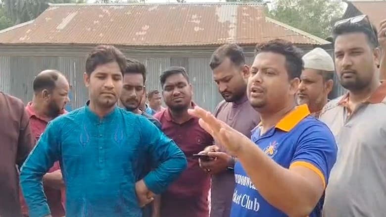 সাংবাদিকের গোডাউনে সরকারি চাল কেলেঙ্কারি, ৫০ হাজার জরিমানা