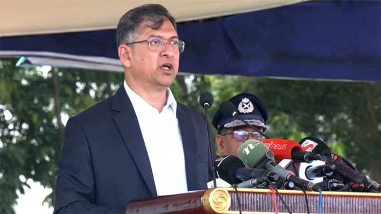 পুলিশ কোনো বিশেষ দলের লাঠিয়াল বাহিনী নয়, তারা হবে জনগণের বন্ধু : স্বরাষ্ট্রমন্ত্রী