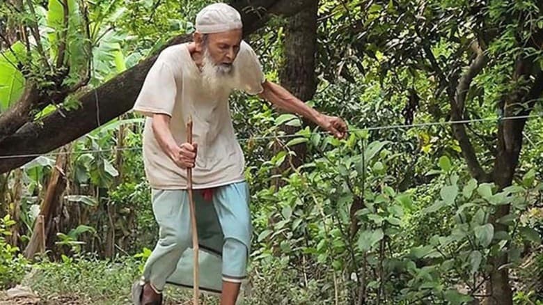দড়ি–বাঁশ ধরে মসজিদে যাওয়া সেই অন্ধ মুয়াজ্জিন আর নেই