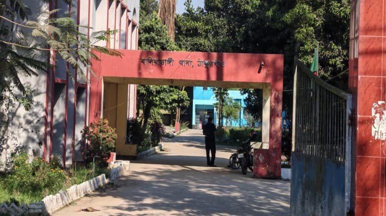 বালিয়াডাঙ্গীতে ১০১ পিস ইয়াবাসহ সাইফুল্লাহ মাহামুদ সজীব গ্রেফতার