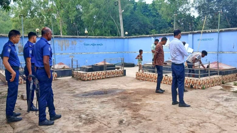 রংপুরে তেল নিয়ে কারসাজি—ভিডিও করায় হামলা, দুই দিন পর ভ্রাম্যমাণ আদালতে জরিমানা