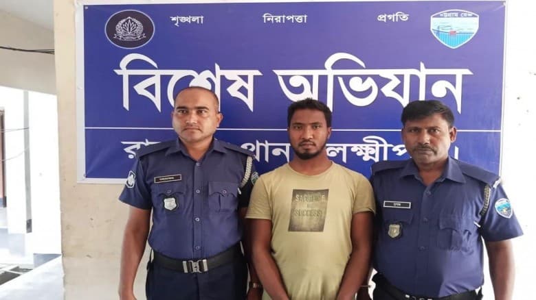 লক্ষ্মীপুরে মজুদকৃত ৪৮০০ লিটার ডিজেল উদ্ধার গ্রেপ্তার -১