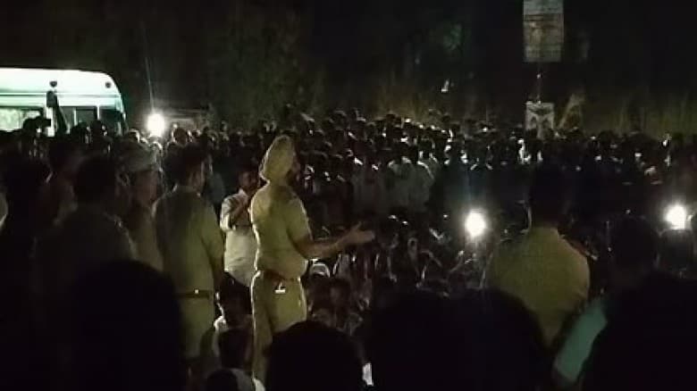 ৪ নাবালক ভাইবোনের রক্তাক্ত মরদেহ  উদ্ধার বিছানা থেকে: পলাতক মা
