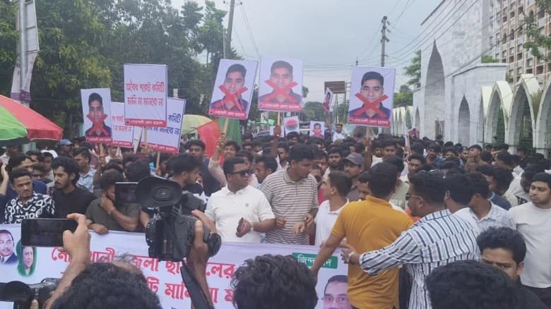 নিজ জেলায় ছাত্রদল কেন্দ্রীয় সাধারণ সম্পাদক নাছির উদ্দীন নাছিরকে ‘অবাঞ্ছিত’ ঘোষণা