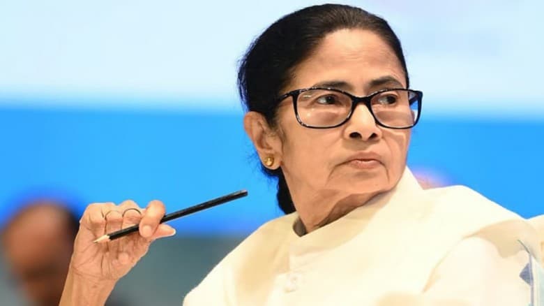 মমতা ক্ষমতা না ছাড়লে হতে পারেন বরখাস্ত