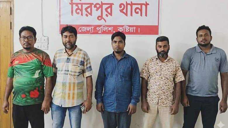 মাদক কারবারিকে ছাড়ানোর চেষ্টা, বিএনপি–জামায়াতের ৫ নেতাকর্মী আটক