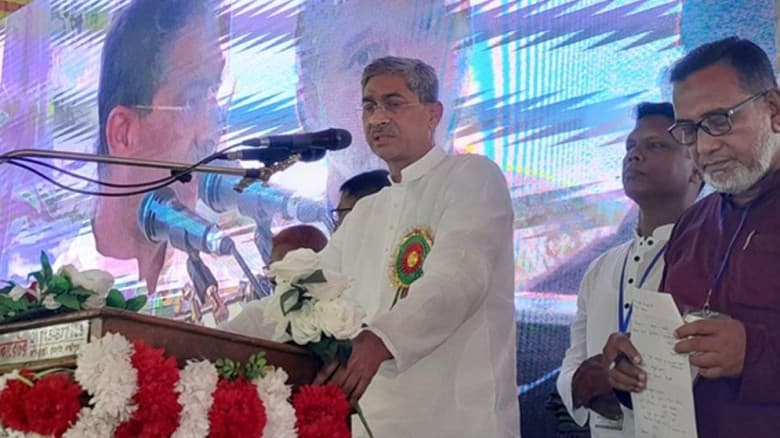রাজনীতি সেবার জন্য, ইনকামের জন্য নয়: এ্যানি