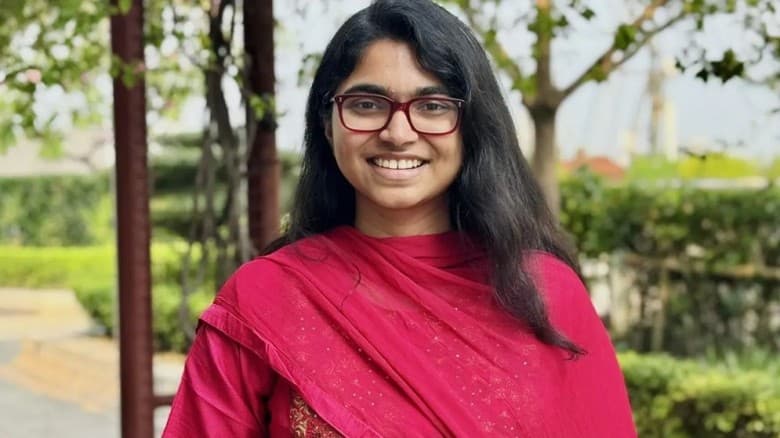 চুল পড়ে যে ৪ অভ্যাসের কারণে: ডা. তাসনিম জারার টিপস