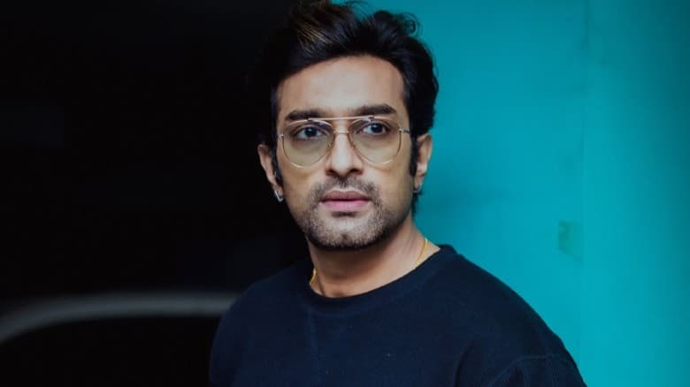 জিতু কামালের অসুস্থতার খবর জানাতে হাসপাতালে শ্রাবন্তী