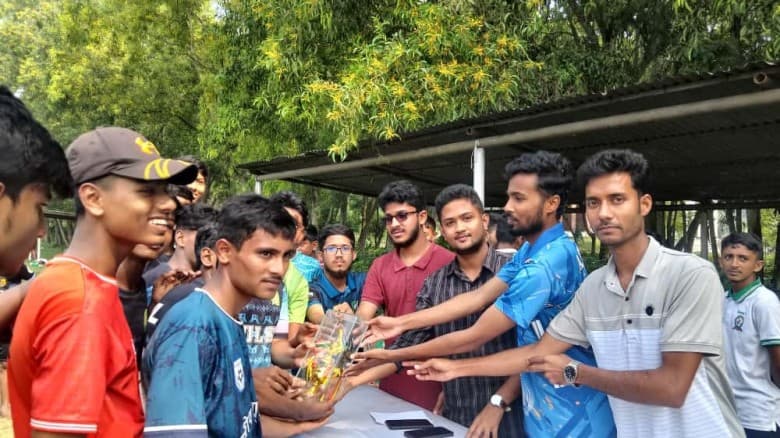 ইবিতে ফুলকুঁড়ি আসরের ফুটবল খেলা অনুষ্ঠিত